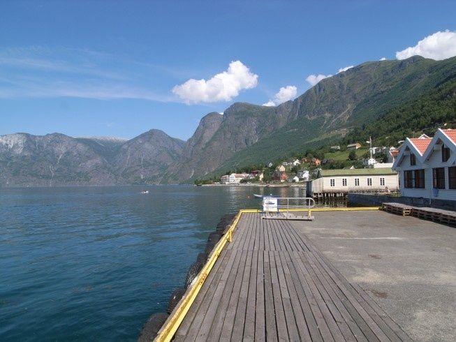 R0010259_w.jpg ht=490