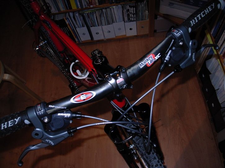 R0012941_resize.JPG ht=544