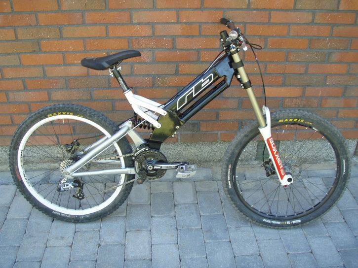 RaceBikeDragster.JPG ht=544