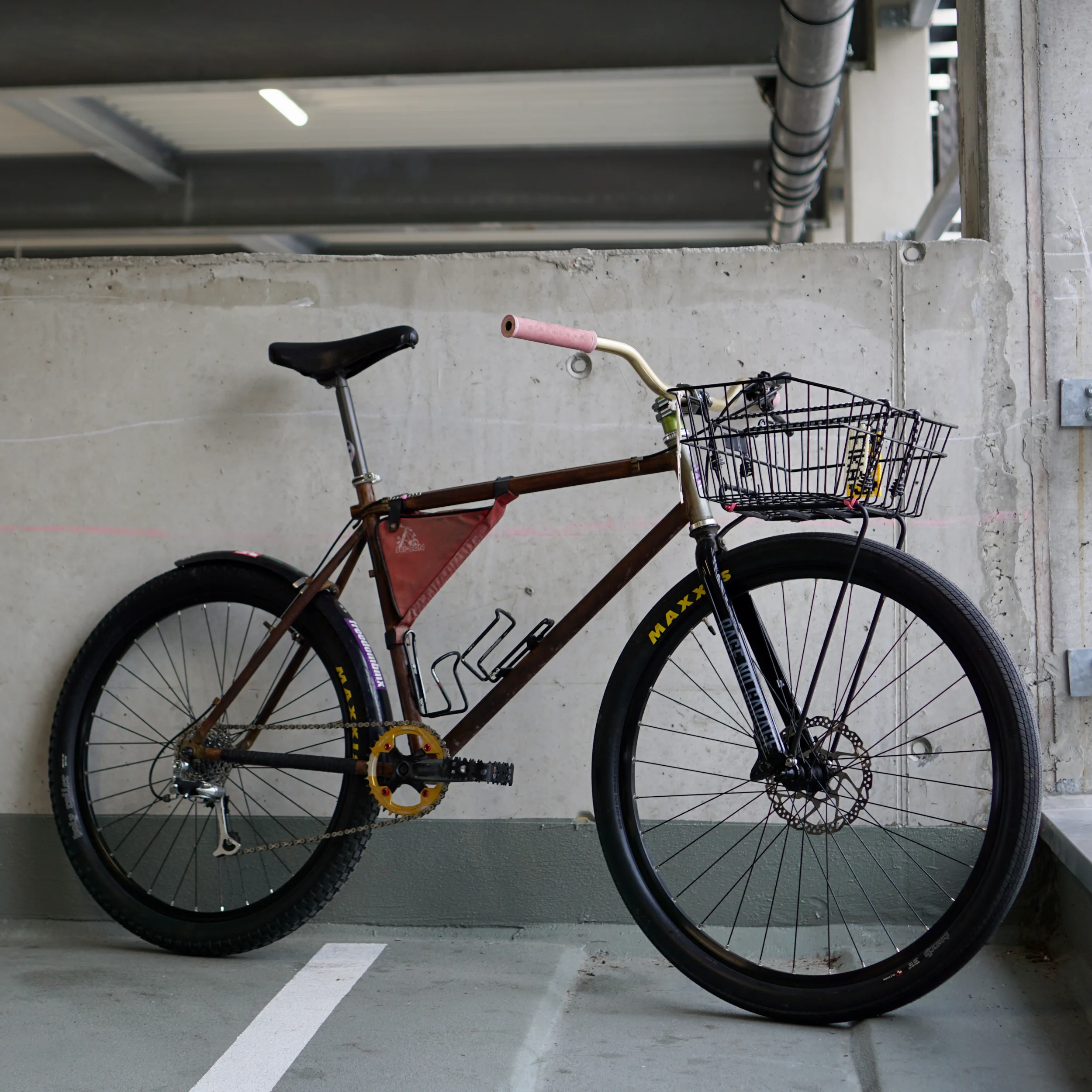 Ratbike-GoldenMotobars - 1 (14).webp