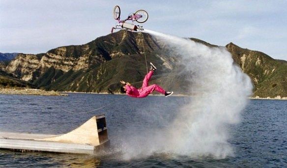 rocketbikejumpwater.jpg ht=343