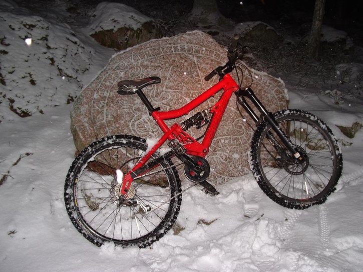 RunstenmedCykel.JPG ht=544