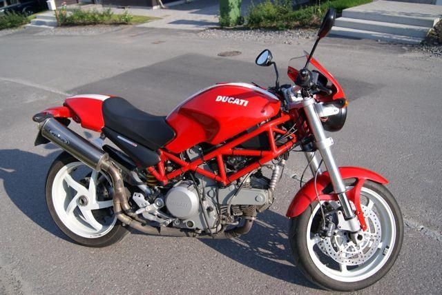 S2R800.jpg