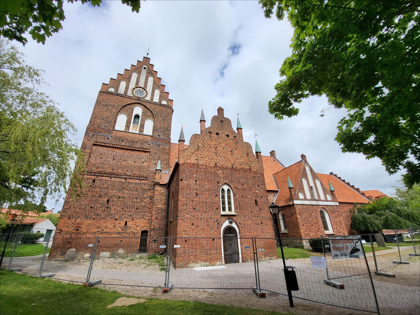 Sankt Nicolai Kyrka Sölvesborg.jpg
