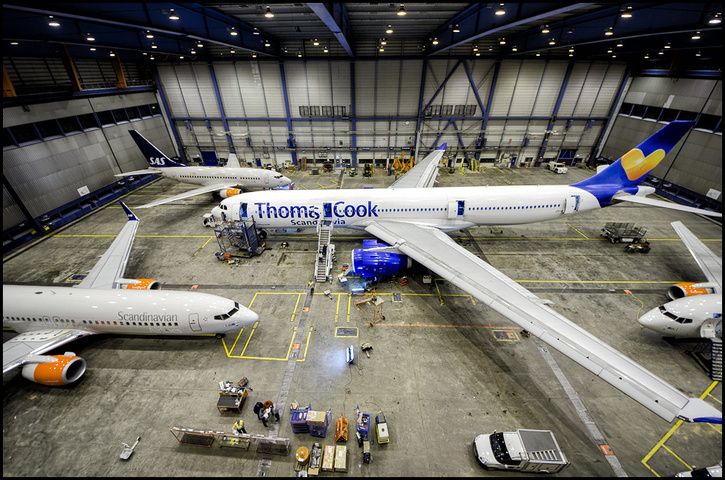 SAS_hangar2_DSC_6584.jpg