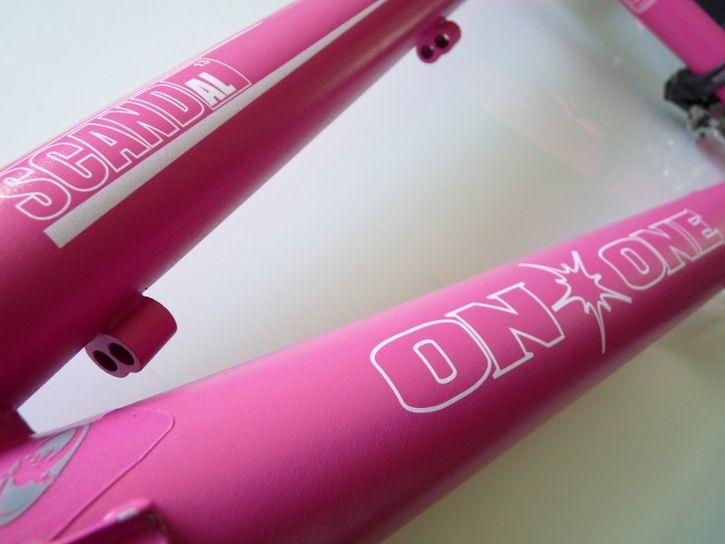 scandal_pink.jpg ht=544
