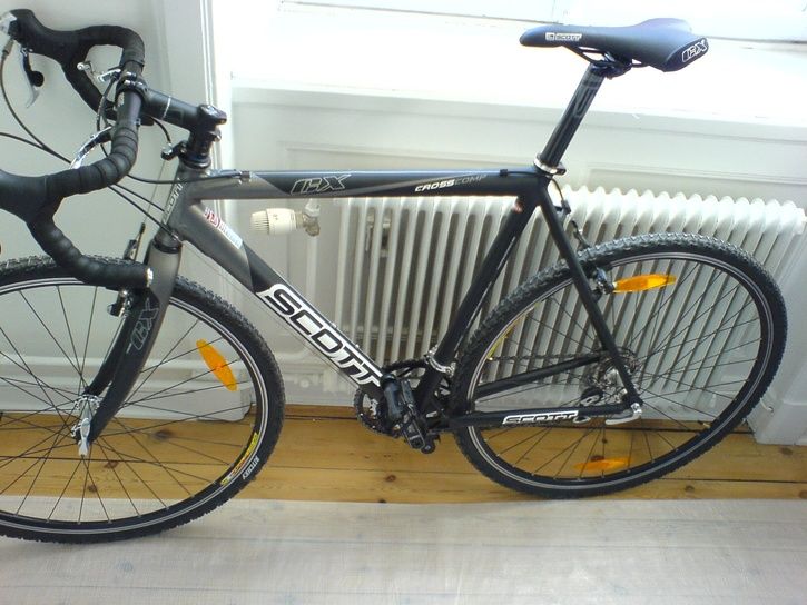 ScottCompCX.JPG ht=544