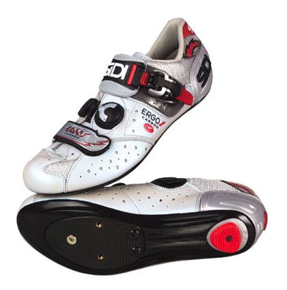 SHOE-936.jpg ht=424