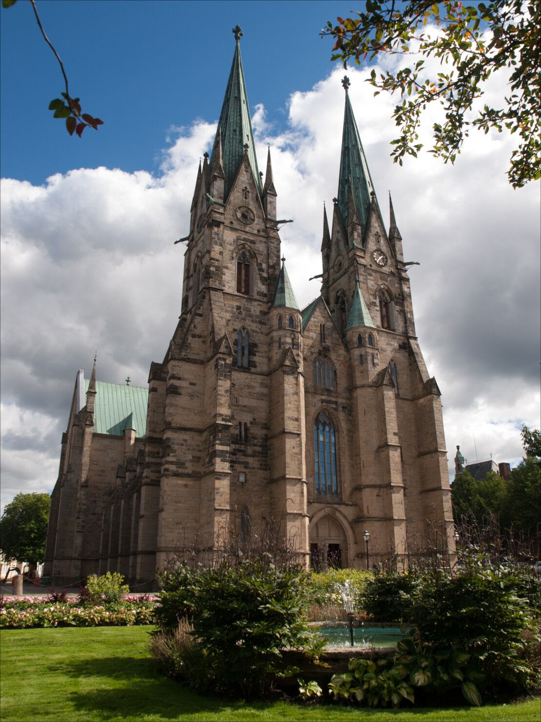 Skara Domkyrka.jpg