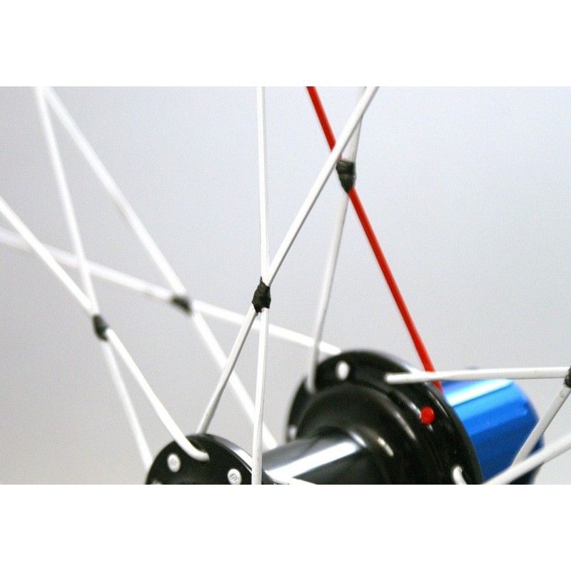 spokes-tying.jpg