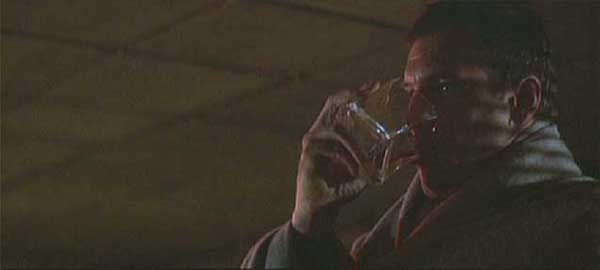 sq_glass_08.jpg ht=270
