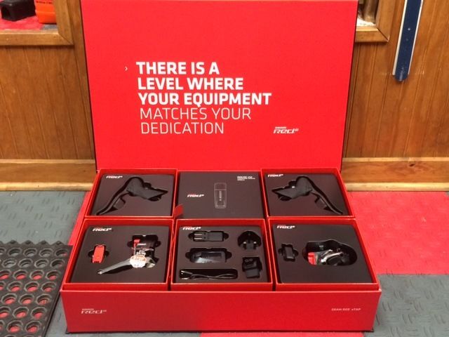 SRAM-Red-eTap-Group2.jpg