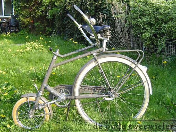 Strano.jpg ht=544