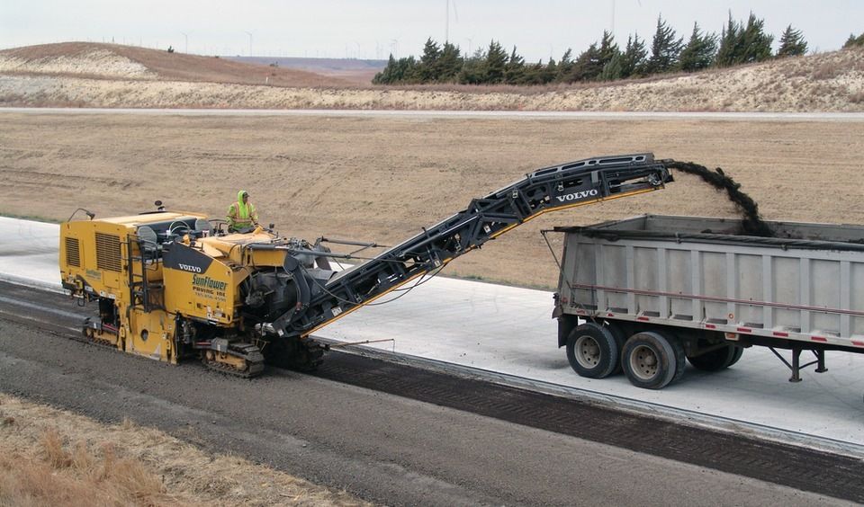 sunflowerpaving1_10659016.jpg