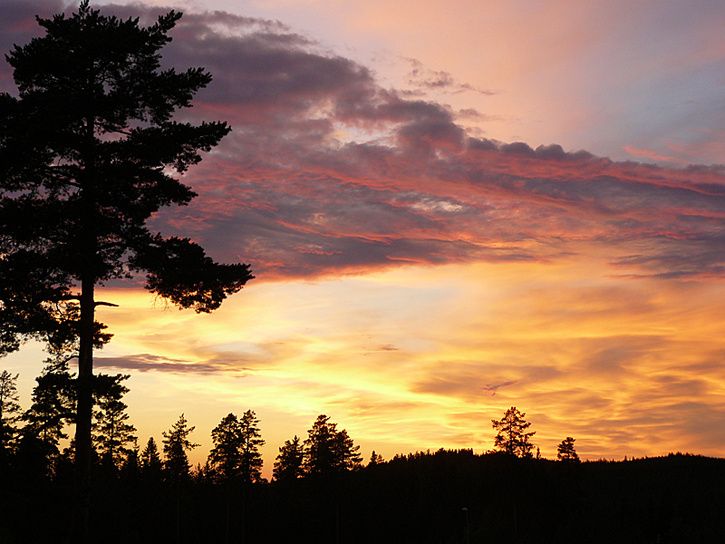 sunset.jpg ht=544