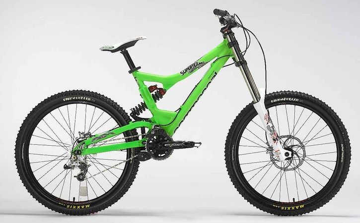 supreme_dh_team-L.jpg ht=450