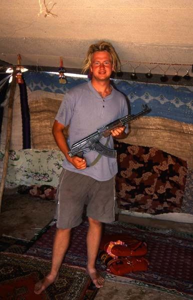 syr_2004_06.jpg ht=600