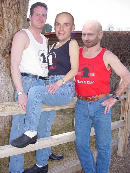 tanktopville.jpg ht=725