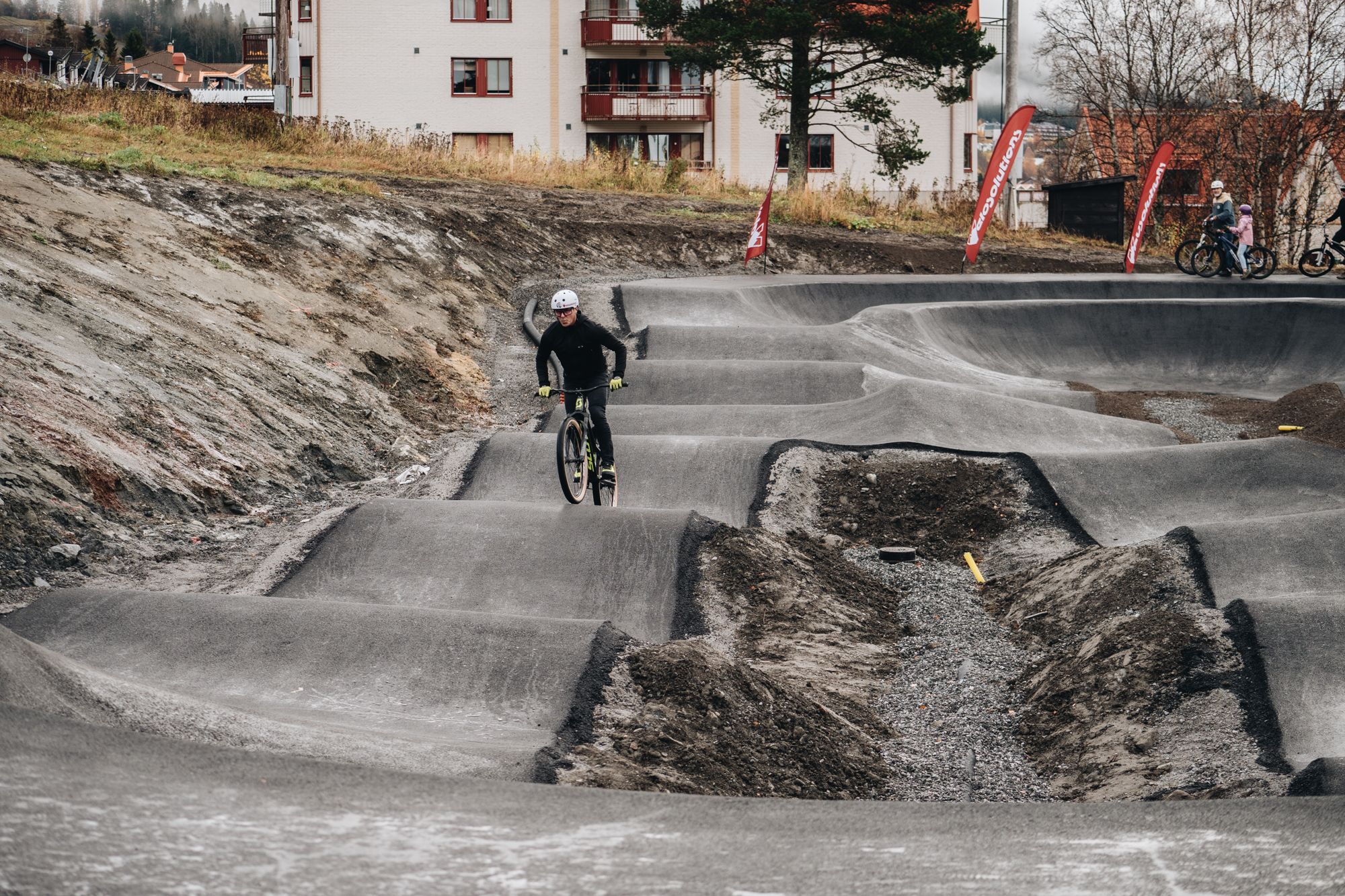 TL_PumptrackOpening_1004173.jpg