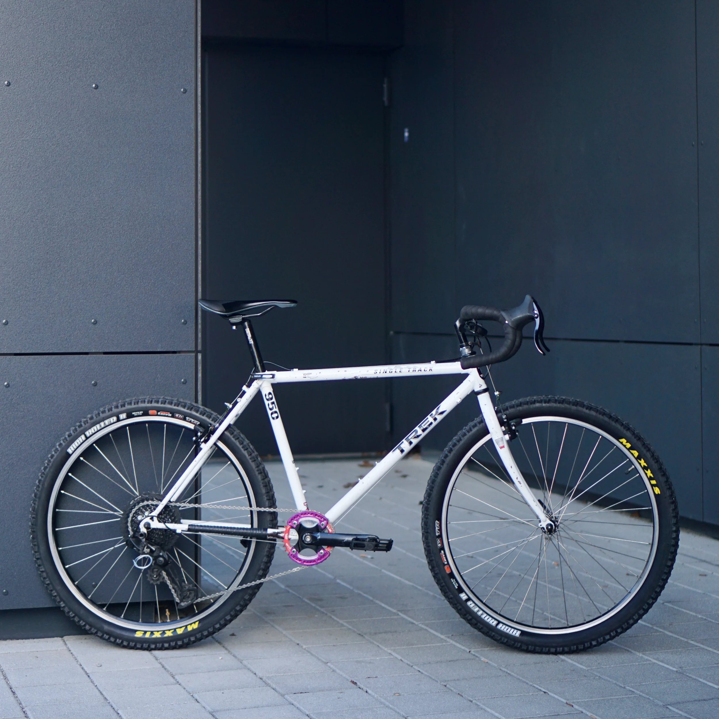 Trek950-1990-Monstercross-Finished-IG - 1 (4).webp