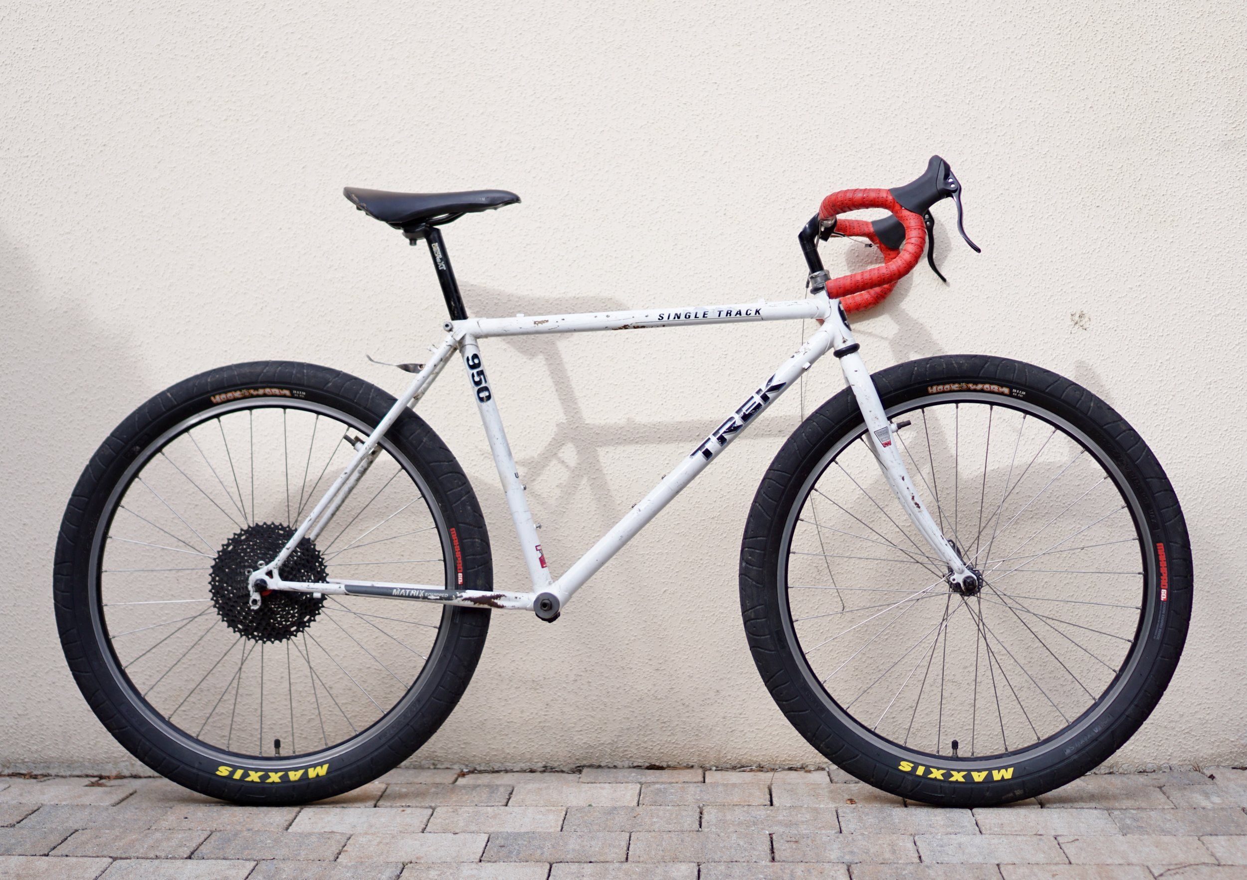 Trek950-1990-White - 1 (41).jpeg