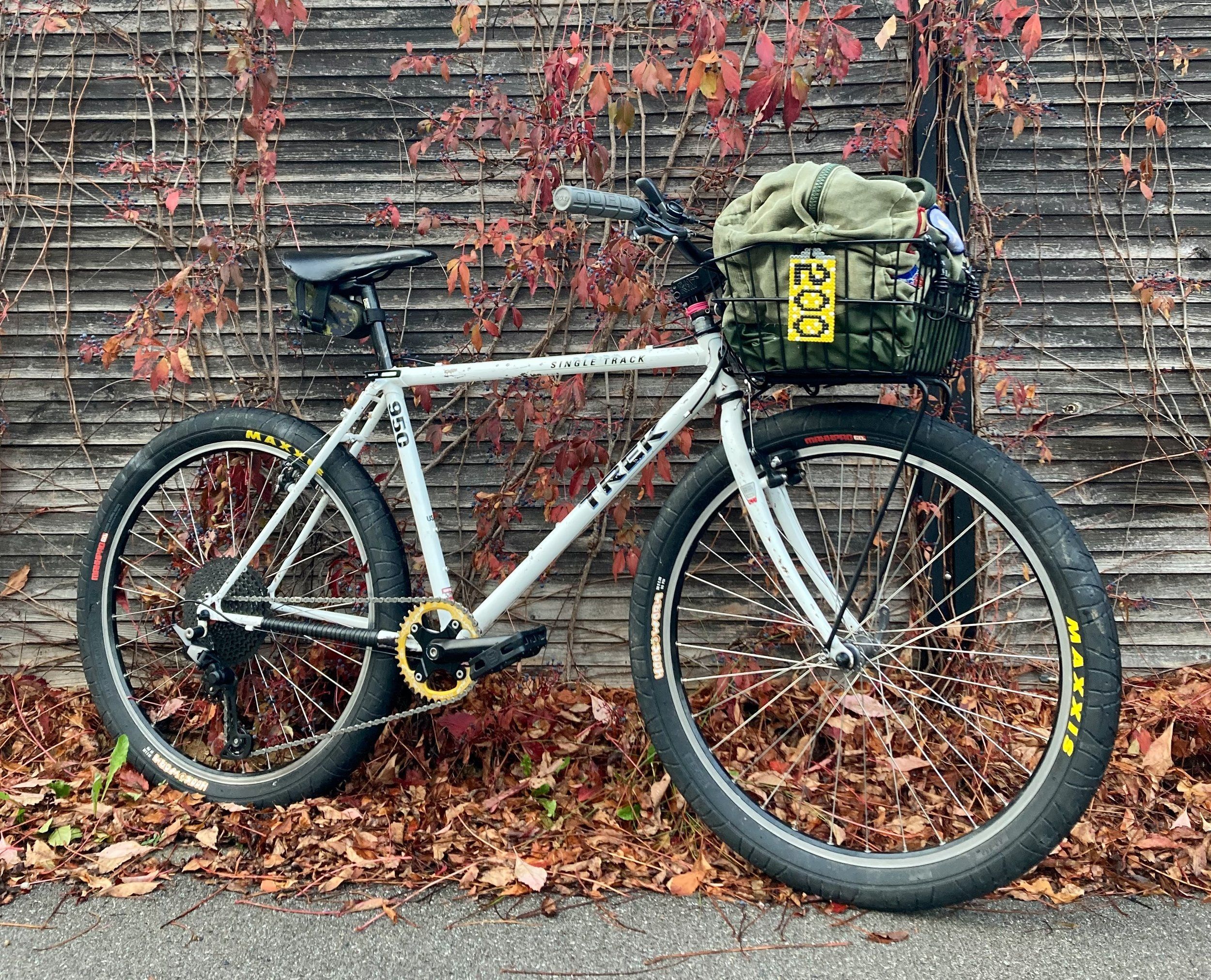 Trek950-1990-White - 1 (70).jpeg