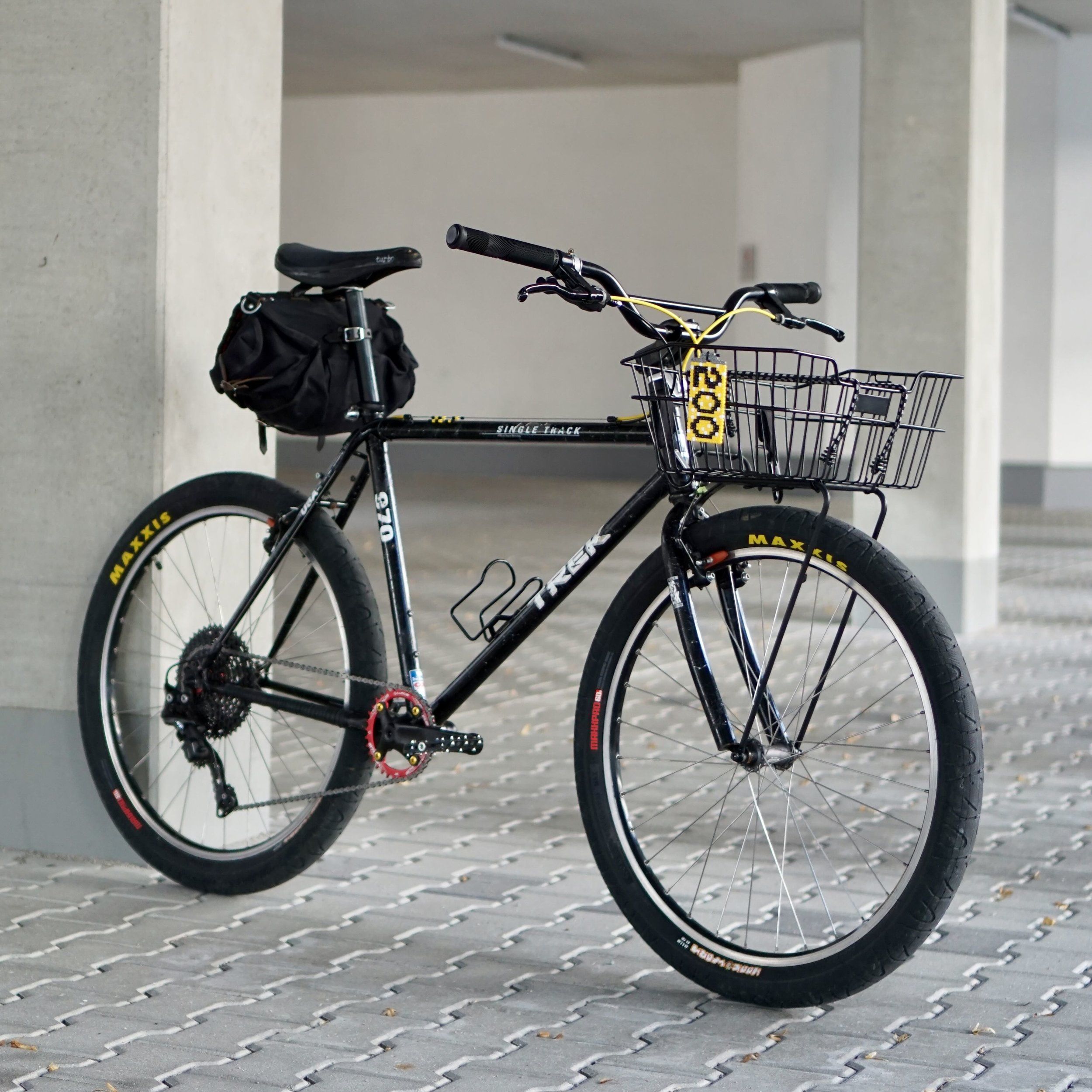 Trek970-Moto-4-Finger - 1 (10).jpeg
