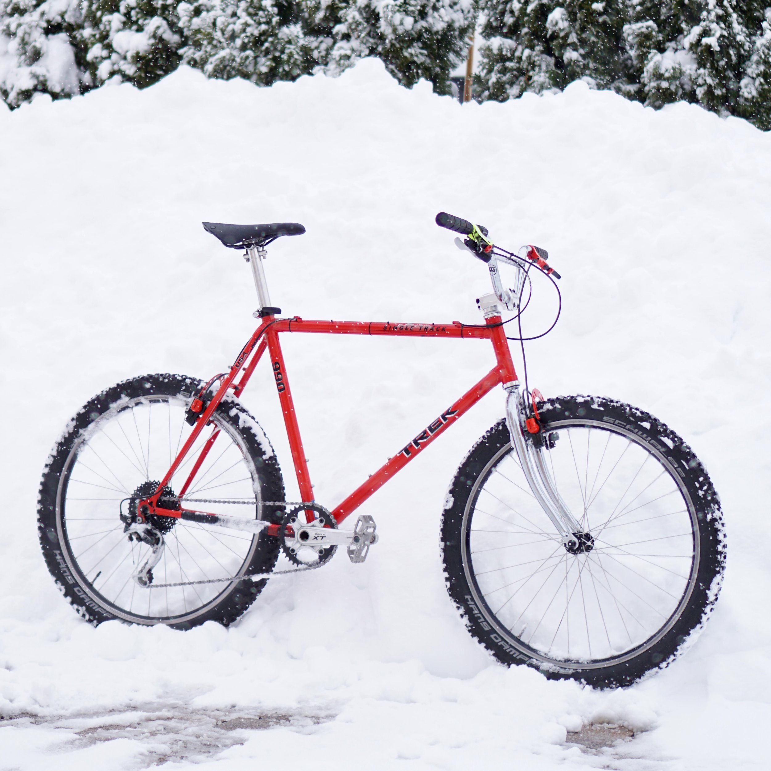 Trek990-JohnTomac-PointRacingFork.jpeg
