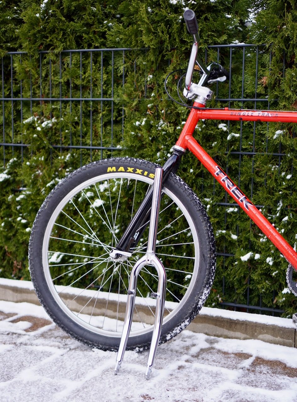 Trek990-PointRacingFork - 1.jpeg