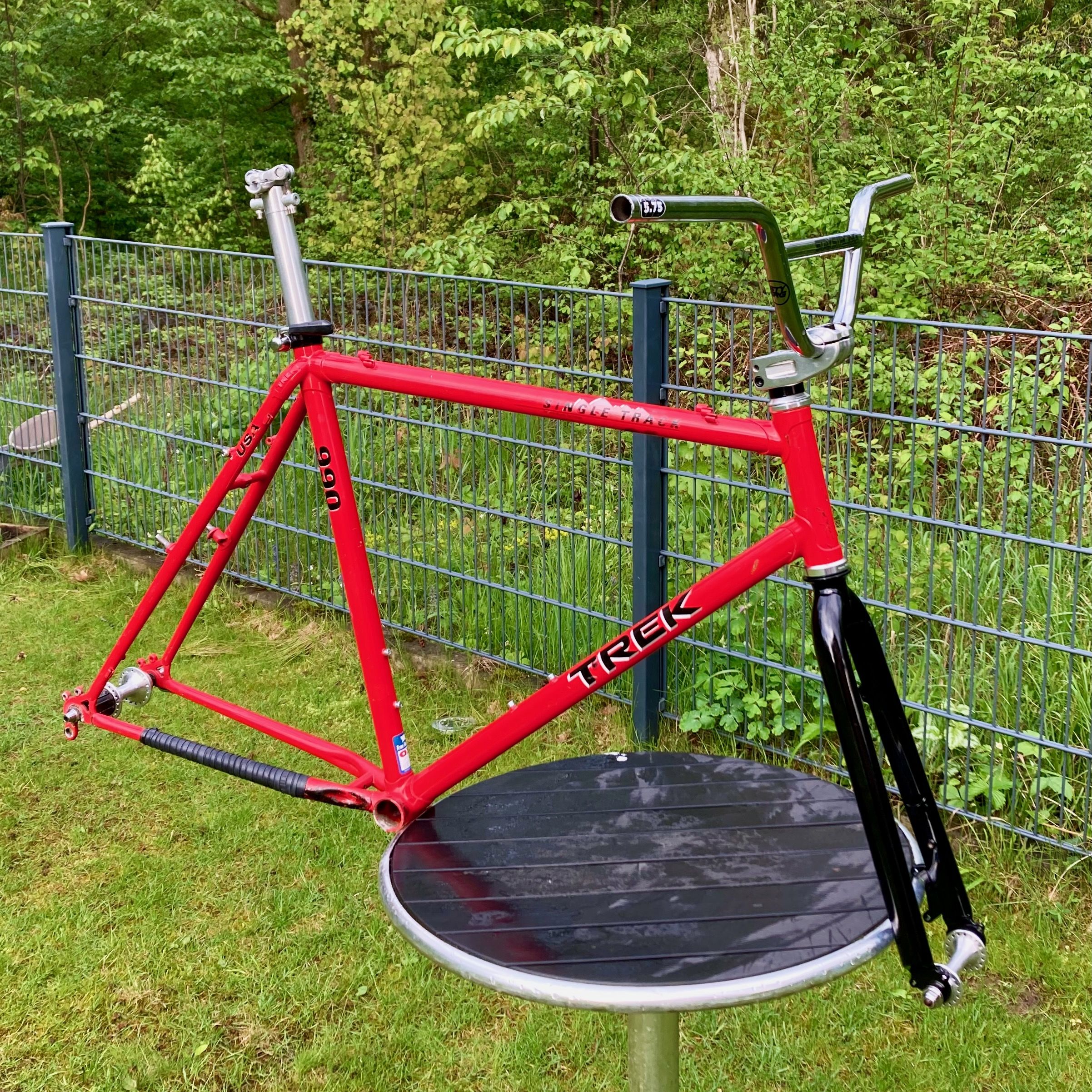 Trek990-RigidFork-Installed - 1 (4).jpeg