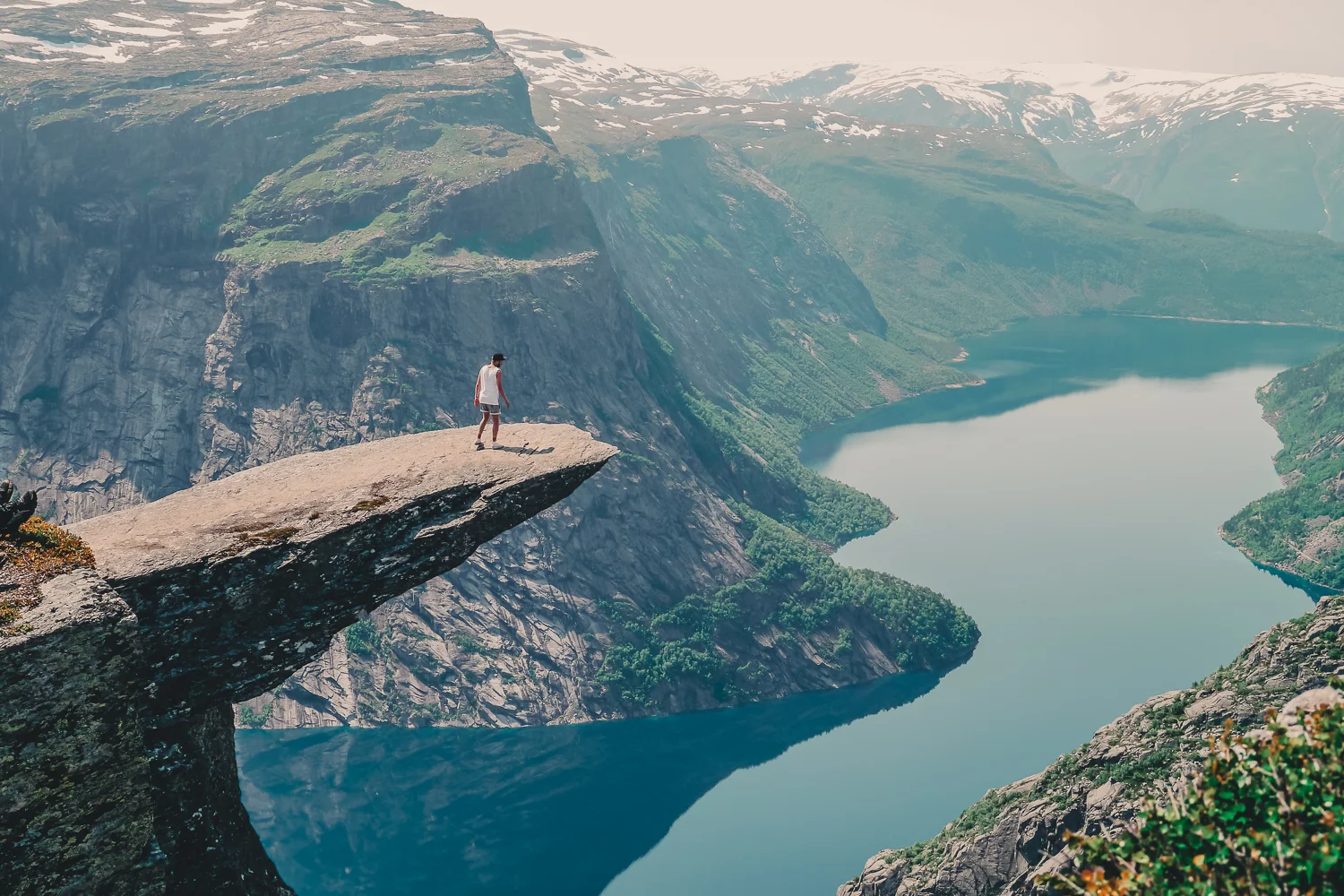 Trolltunga.webp