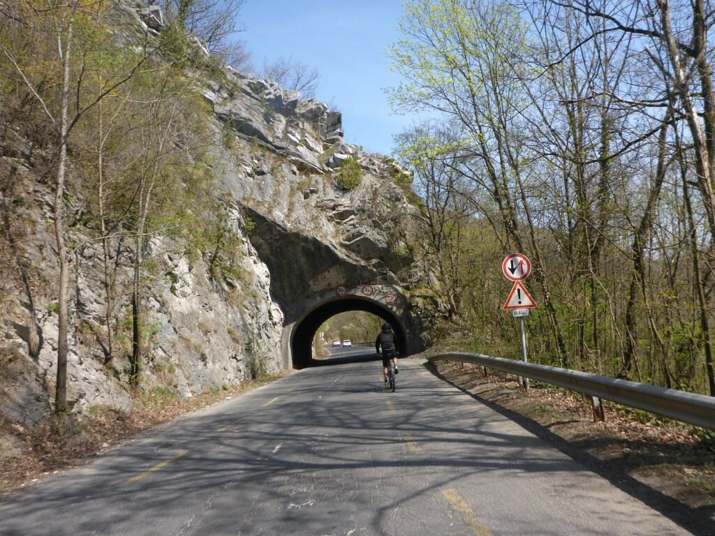 Tunnel.JPG
