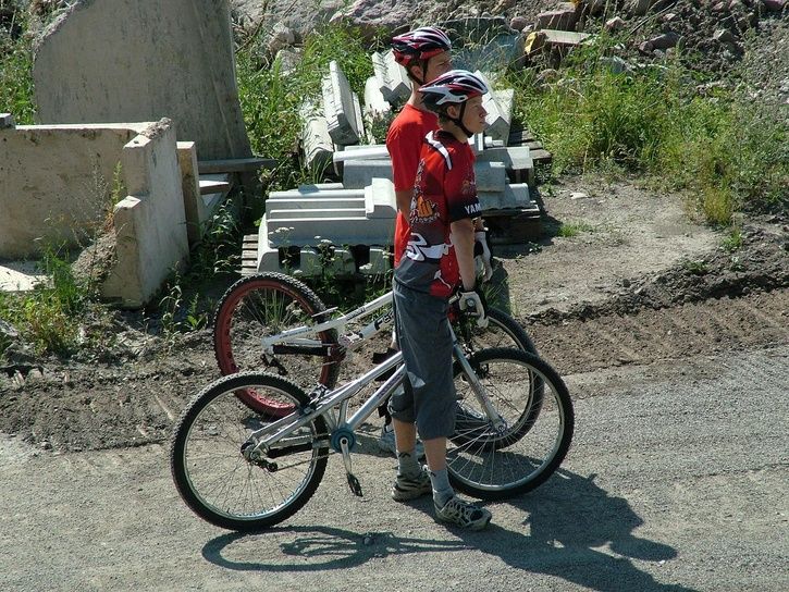 TvTrialCyklisterUllna.JPG ht=544