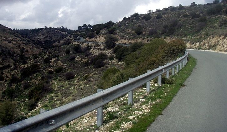 ValleyRoad.jpg ht=424