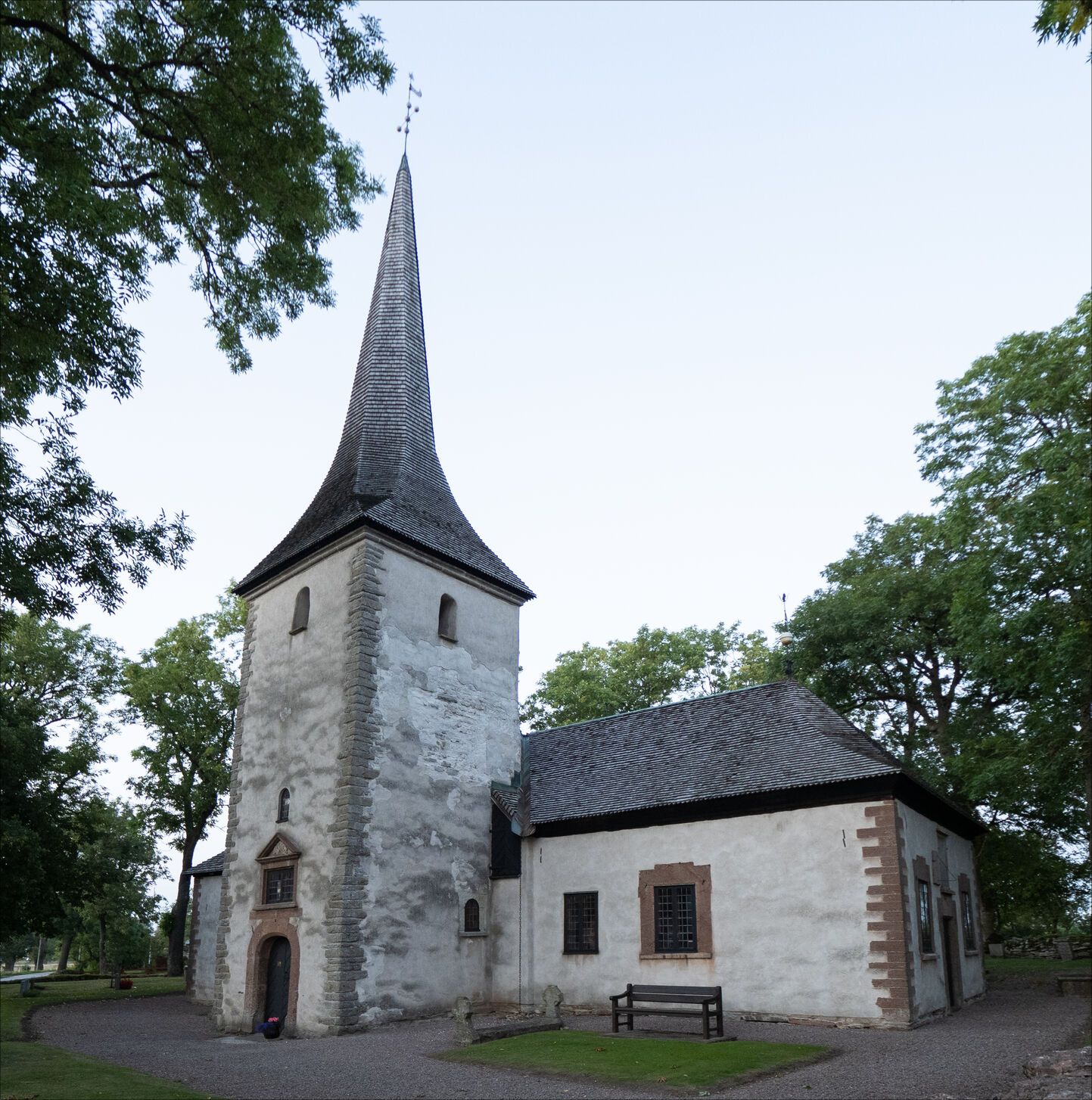 Västerplana Kyrka.jpg