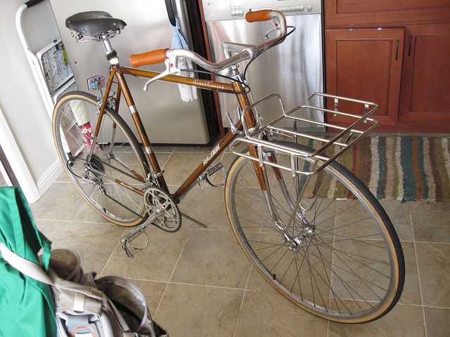 veloorange.jpg