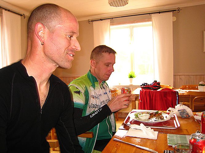 VicochRoad_Runner.jpg ht=500