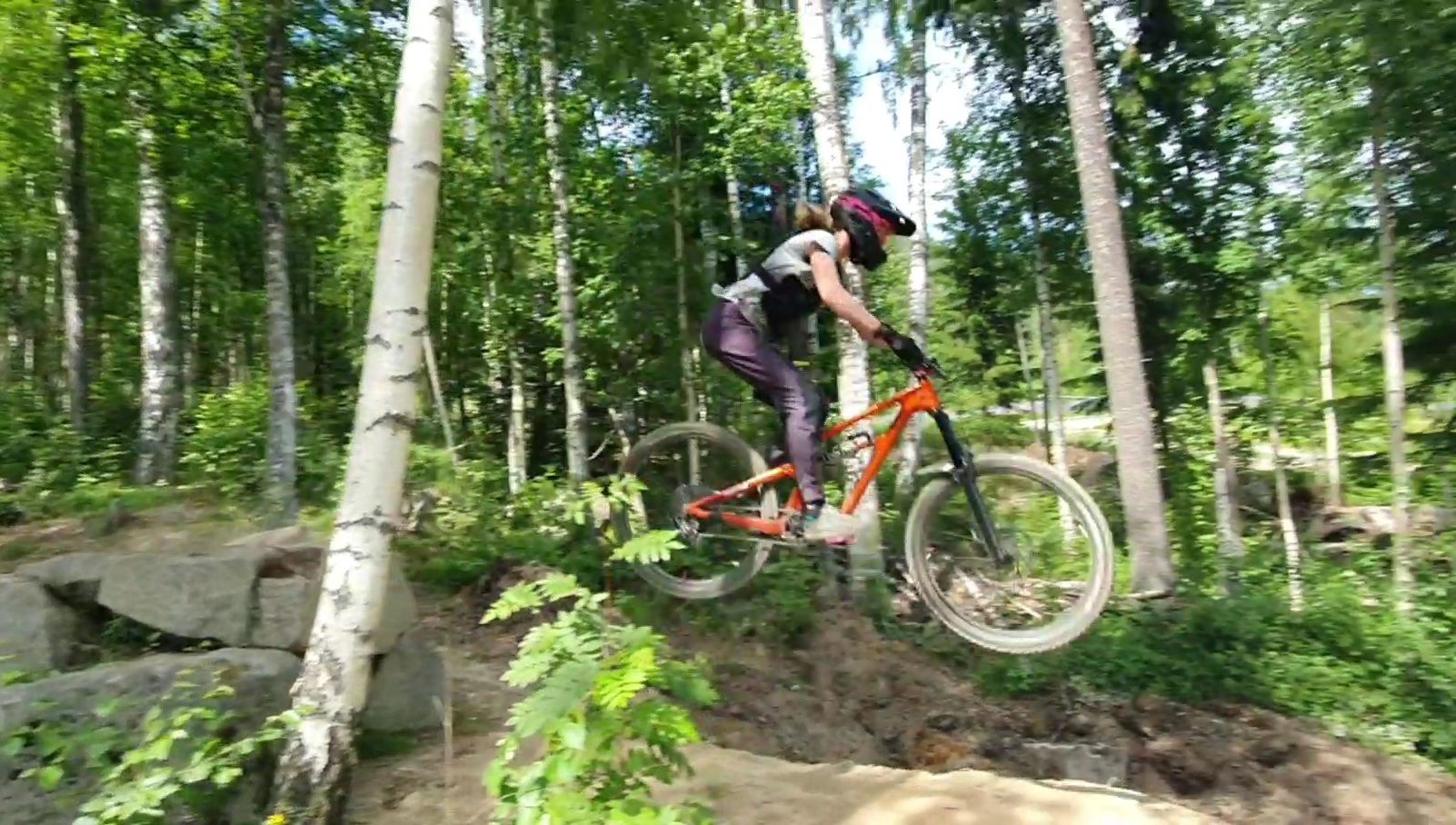 VideoCapture_20220625-184810.jpg