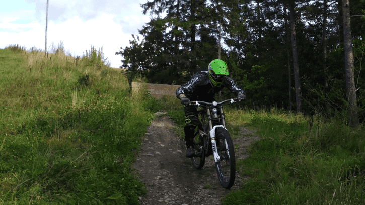 vlcsnap-2012-08-26-19h53m57s40.png