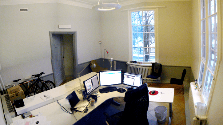 weirdofficemerge-small.png ht=406