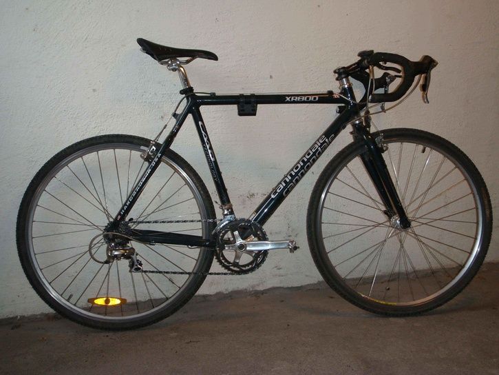 xr800.JPG ht=544