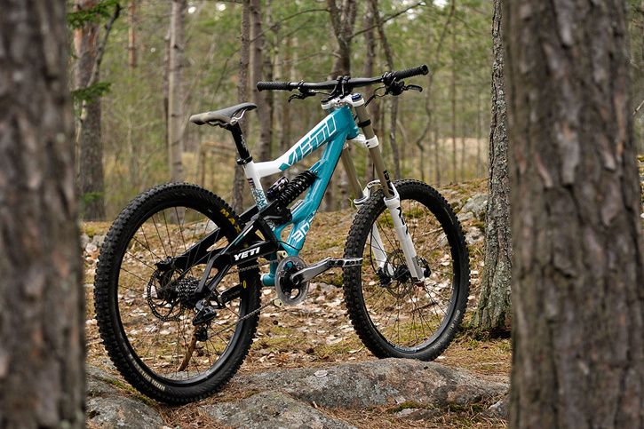 yeti4-1200px.jpg