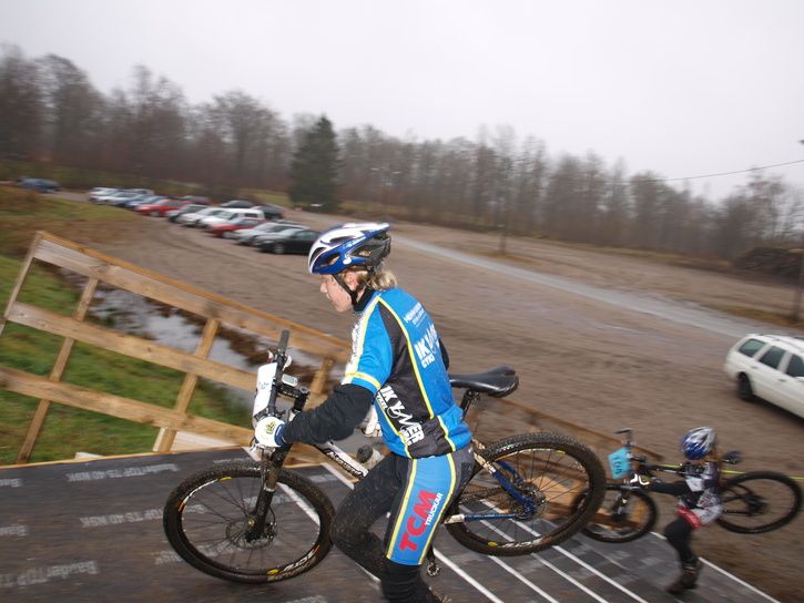 Ymercrossen20081108_34.JPG ht=544