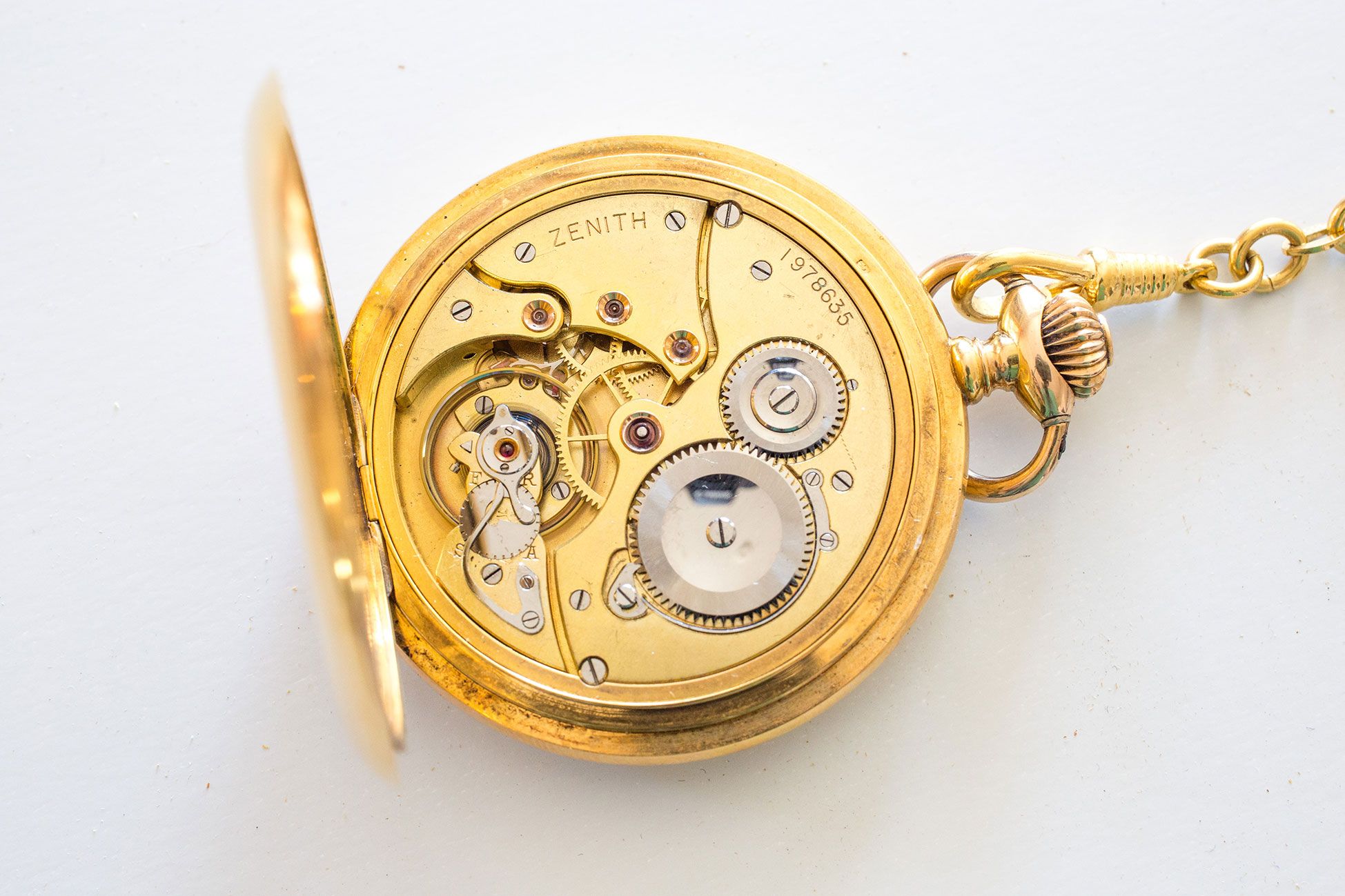 Zenith-8946.jpg