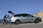 European_Ford_Focus_Mk2_Estate_03.jpg