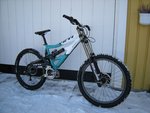 Yeti 303R-DH BOS RaRe.jpg