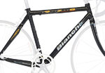 zoom_X7B09.jpg