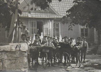 Hurra för arrendator Vinell i Degerhamn.jpg