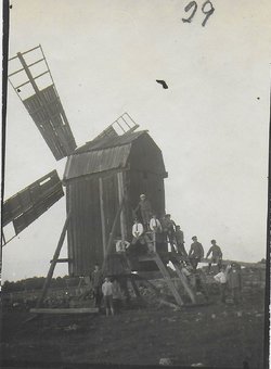 Väderkvarn vid Tryggestad på Öland.jpg