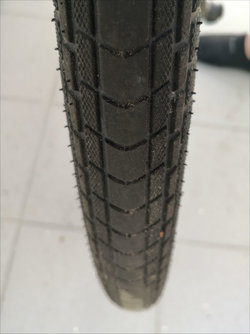 Schwalbe Marathon Almotion.jpg